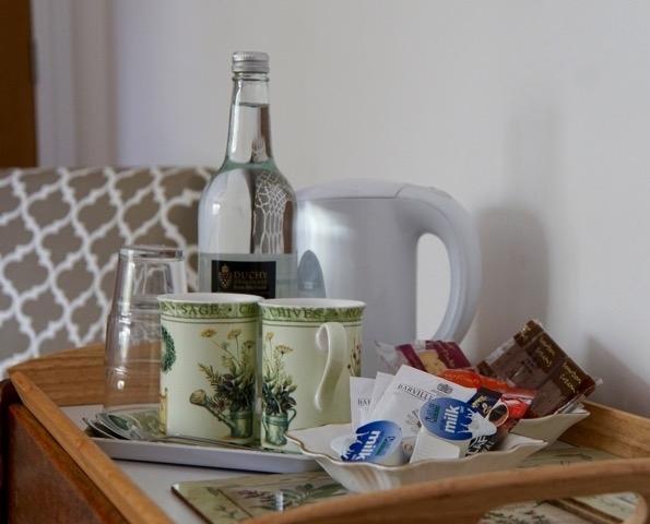 Cherry Tree Guesthouse Bradford-On-Avon Habitación foto